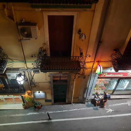 Centrale Appartamento Taormina Eksteriør billede
